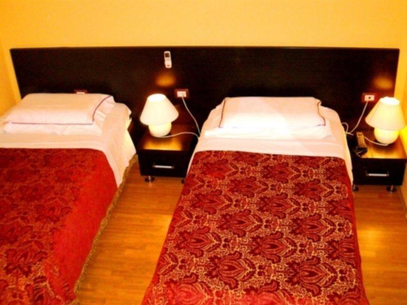 Hotel Ferrari Tirana